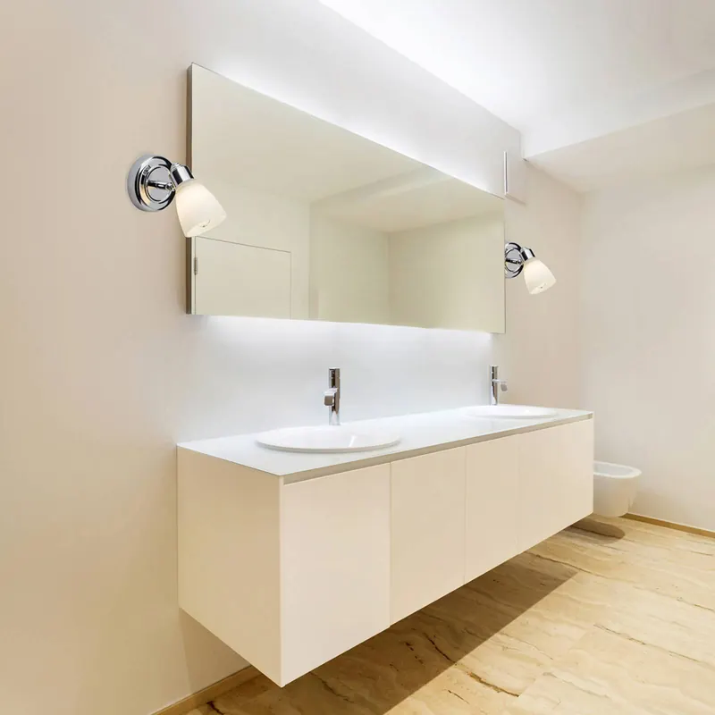 Chromowany kinkiet Kensington z IP44