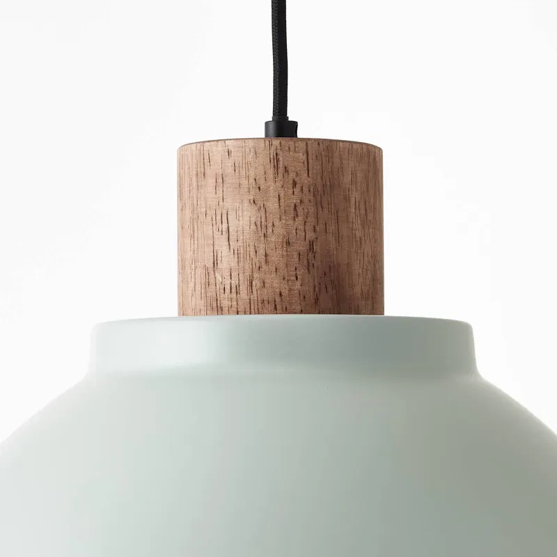 Lampa wisząca Erena drewniany detal, jasnozielona