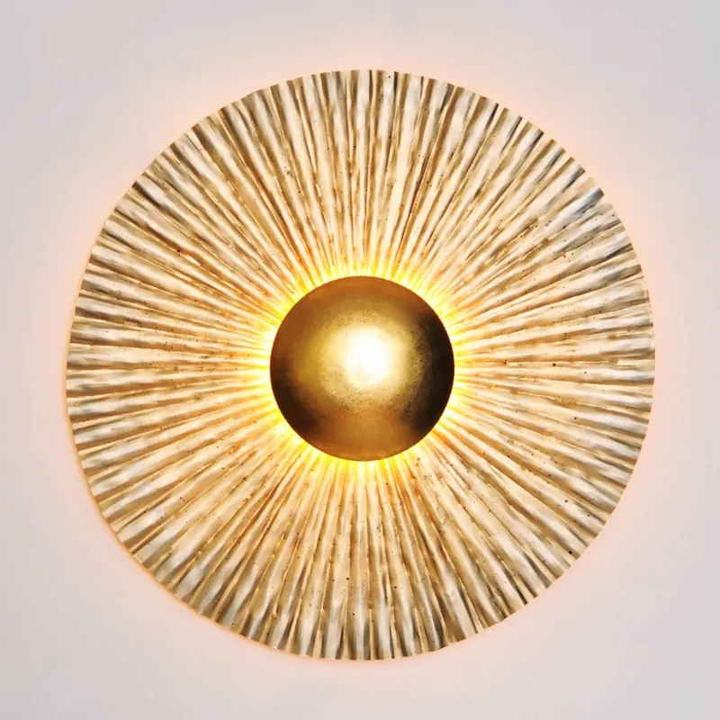 Błyszcząca lampa ścienna Bronzo