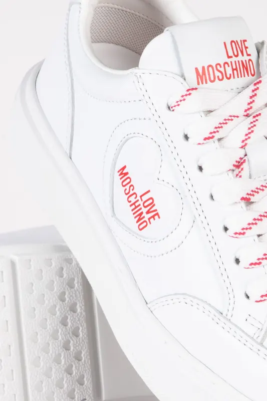 Moschino Sneakers White Maat: 41 | Sneakers Outlet | Dames | Wit