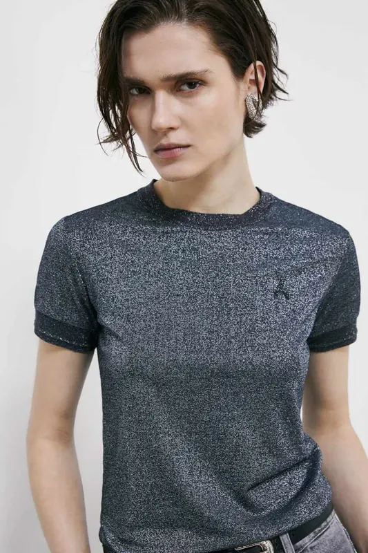 T-shirt z cienkiej dzianiny z logo ze strassami