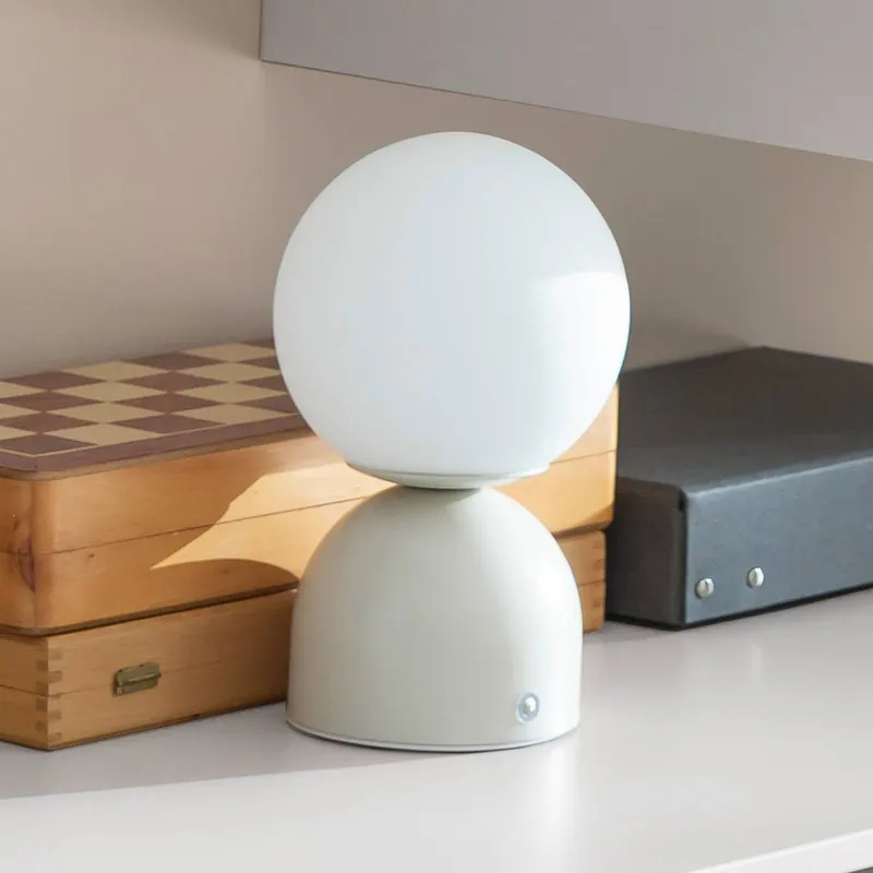 Lampa stołowa LED na akumulator RUDI, biała, wysokość 20 cm, CCT, regulacja