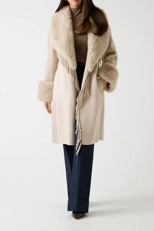GUESS Liliana Coat Light Beige Multi. Maat: 48 | Wikkeljassen Outlet | Dames | Beige