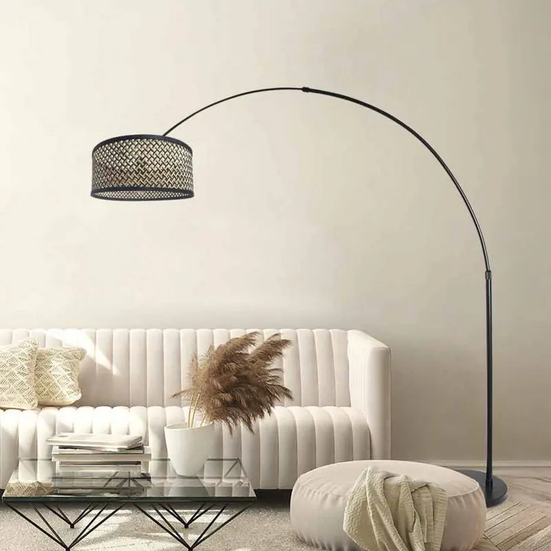Lampa łukowa Sparkled Light, czarna / oplot czarno-drewniany