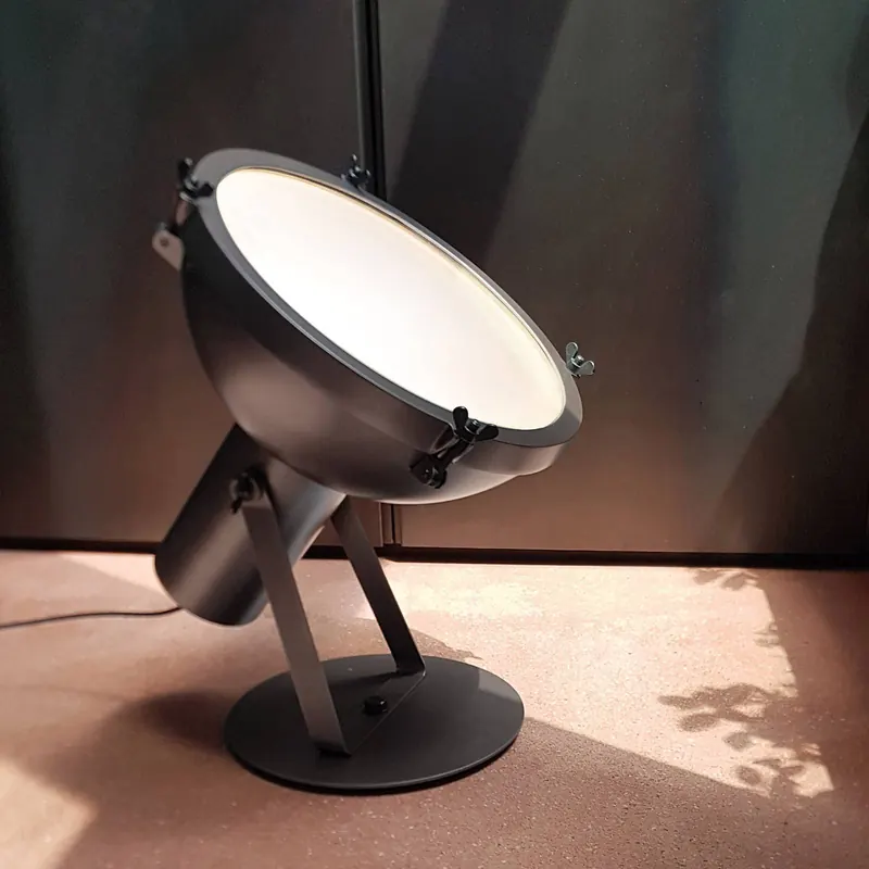 Lampa stołowa Nemo Projecteur 365, brąz mokka