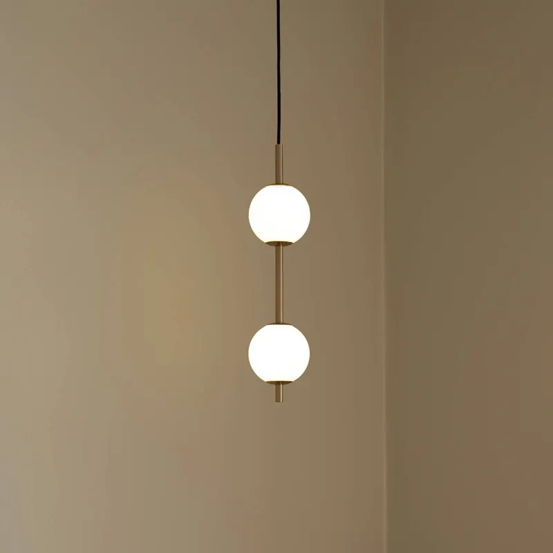 Żyrandol LED UMAGE Audrey, kolor mosiężny, 2-punktowa, średnica 12 cm