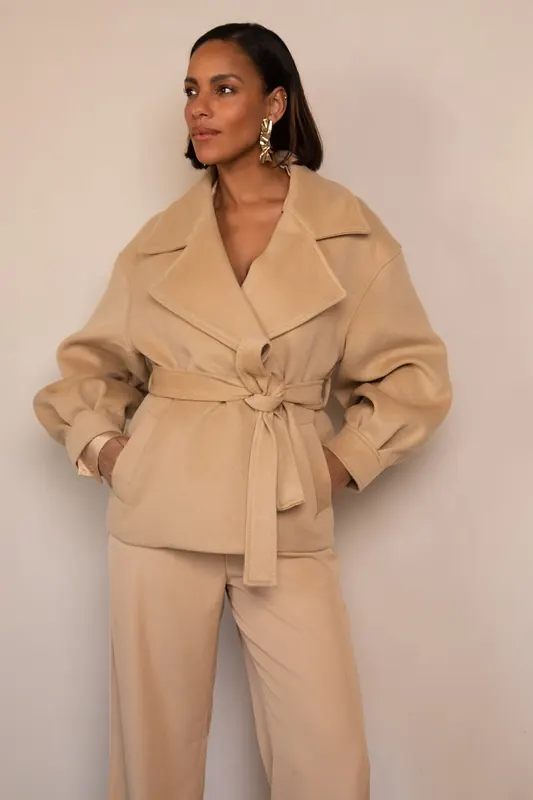 Freebird Leyli Coat Camel Maat: L | Double-Breasted Mantels Outlet | Dames | Beige