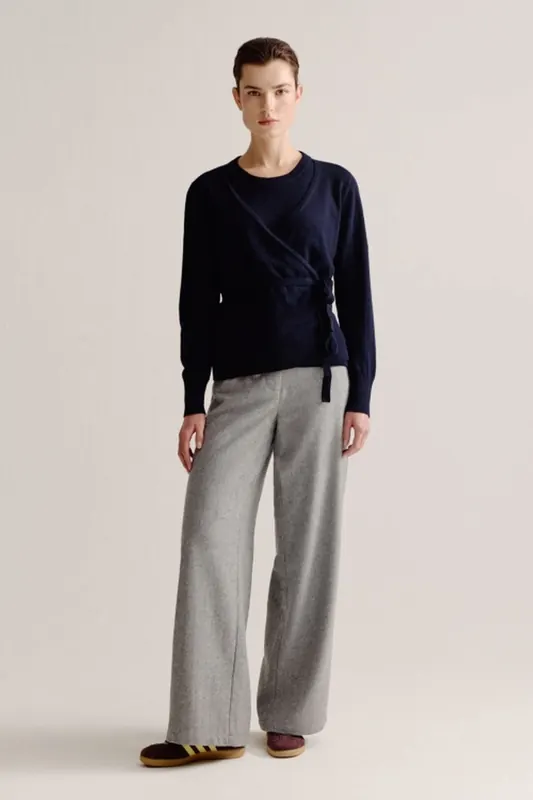 Josephine & Co Lois Cardigan Navy Maat: XXL | Sweaters Outlet | Dames | Blauw