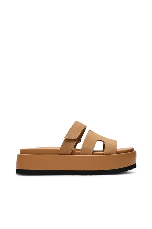Steve Madden Bigmissile Sandals Khaki Suede Maat: 39 | Sandalen Outlet | Dames | Beige