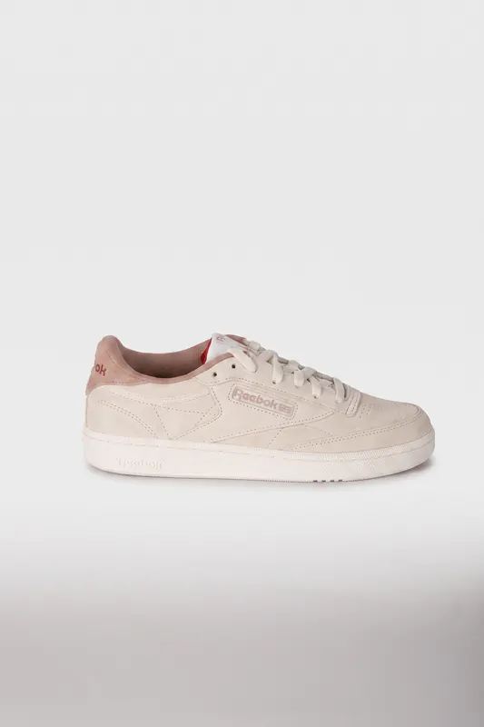 Reebok Club C 85 Sand/scorchedearth/hoopred Maat: 38.5 | Sneakers Outlet | Dames | Beige