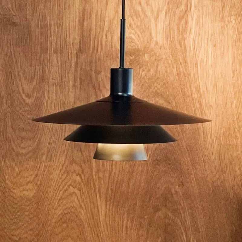 Lampa wisząca Dyberg Larsen Kay, średnica 40 cm, czarna, metalowa