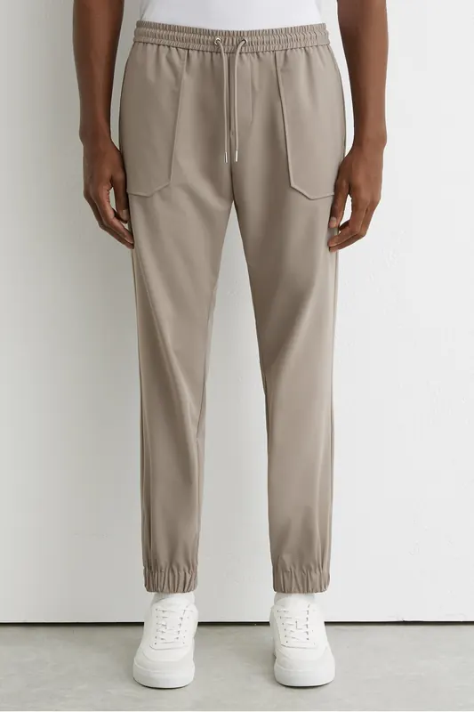 Reiss Technical Cuffed Trouser Taupe Brown Maat: W30 | Joggingbroeken Outlet | Heren | Beige
