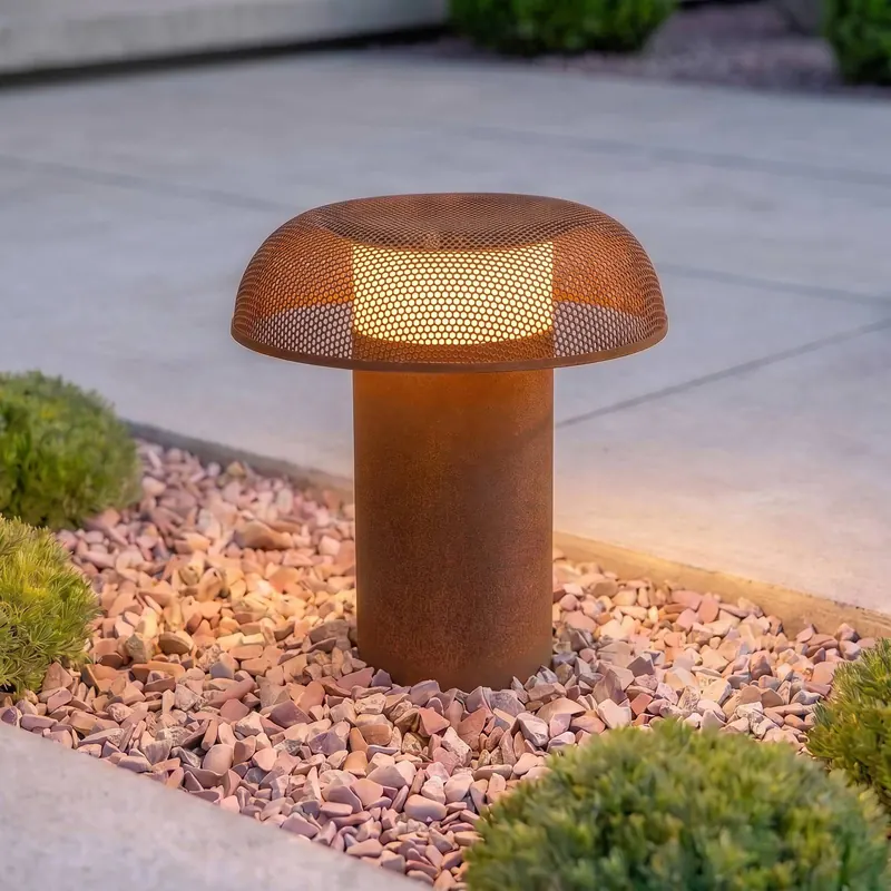 Słupek oświetleniowy LED Lucande MAILE, 40 cm, kolor rdzy, IP65