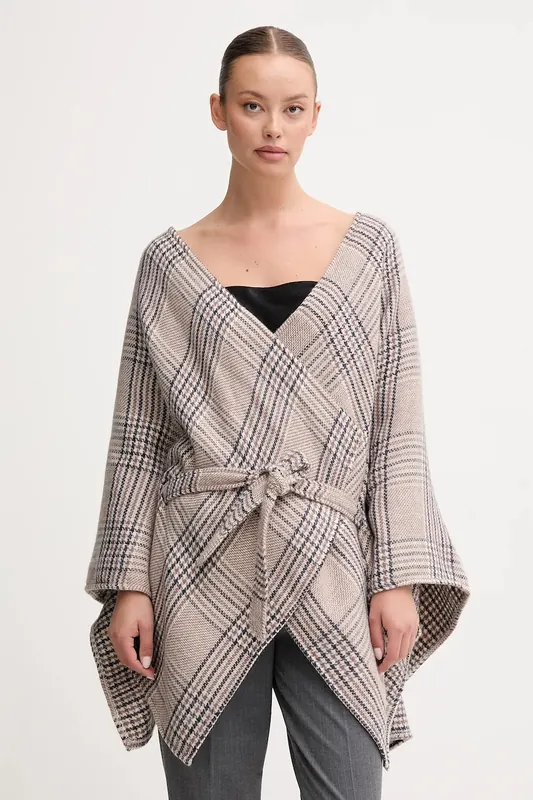 United Colors of Benetton poncho