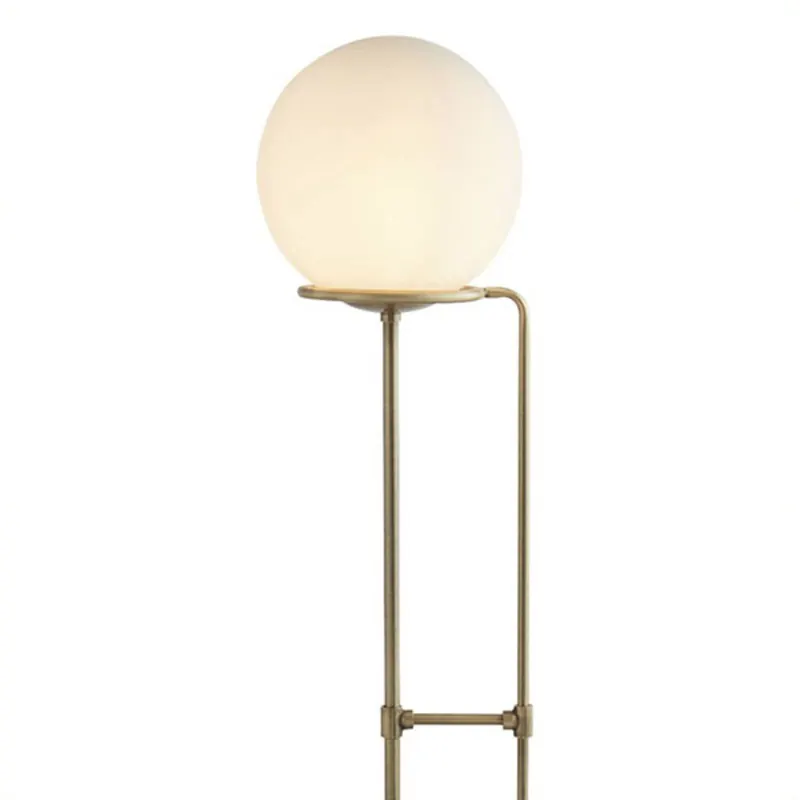 Lampa podłogowa Sphere z mosiądzu, szklana kula