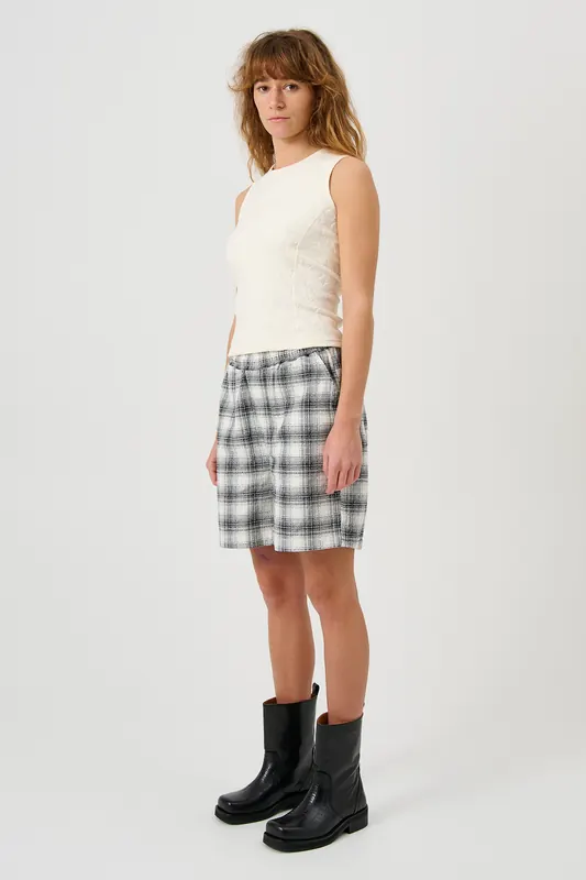 Soulland Mira Plush Top Off White Maat: XS/S | Mouwloze Tops Outlet | Unisex | Wit