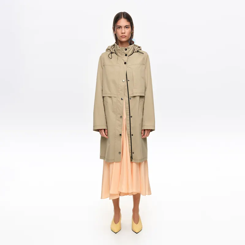 Trencz prosty jasny camel